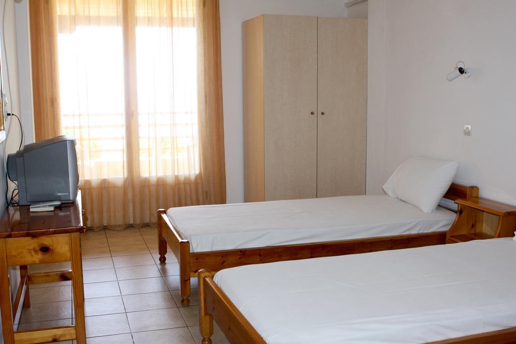 Ostria Hotel Patitiri  Room photo